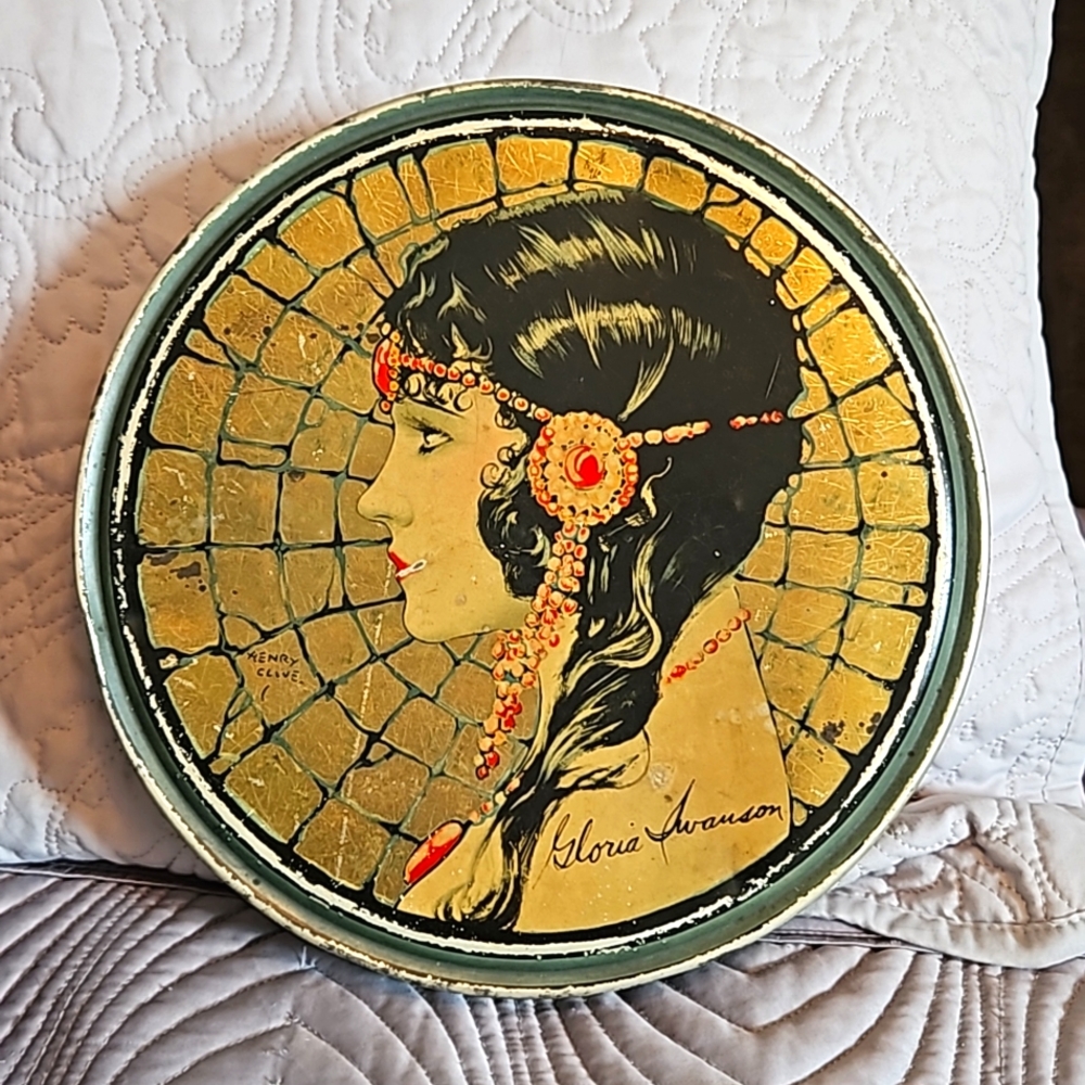 Vintage Art Deco Gloria Swanson, Henry Clive Canco Beautebox Tin 10"